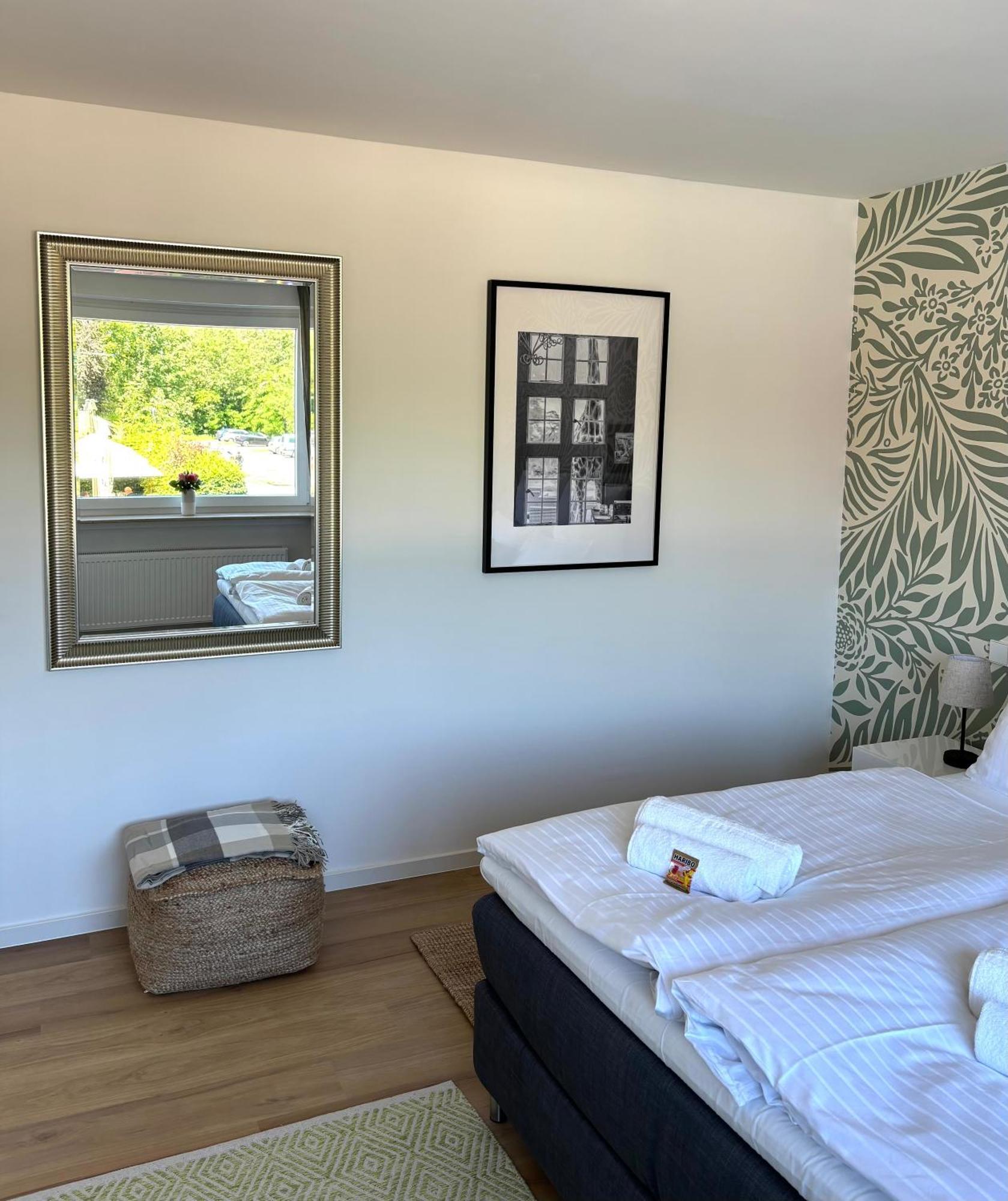 Gesamte Wohnung, Kueche, Parkplatz, Terrasse Bad Bellingen Exterior foto