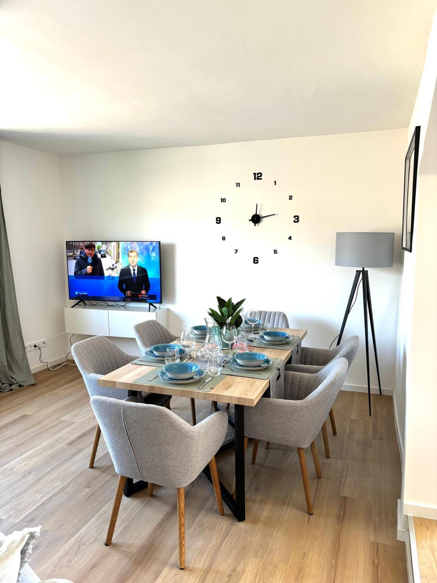 Gesamte Wohnung, Kueche, Parkplatz, Terrasse Bad Bellingen Exterior foto